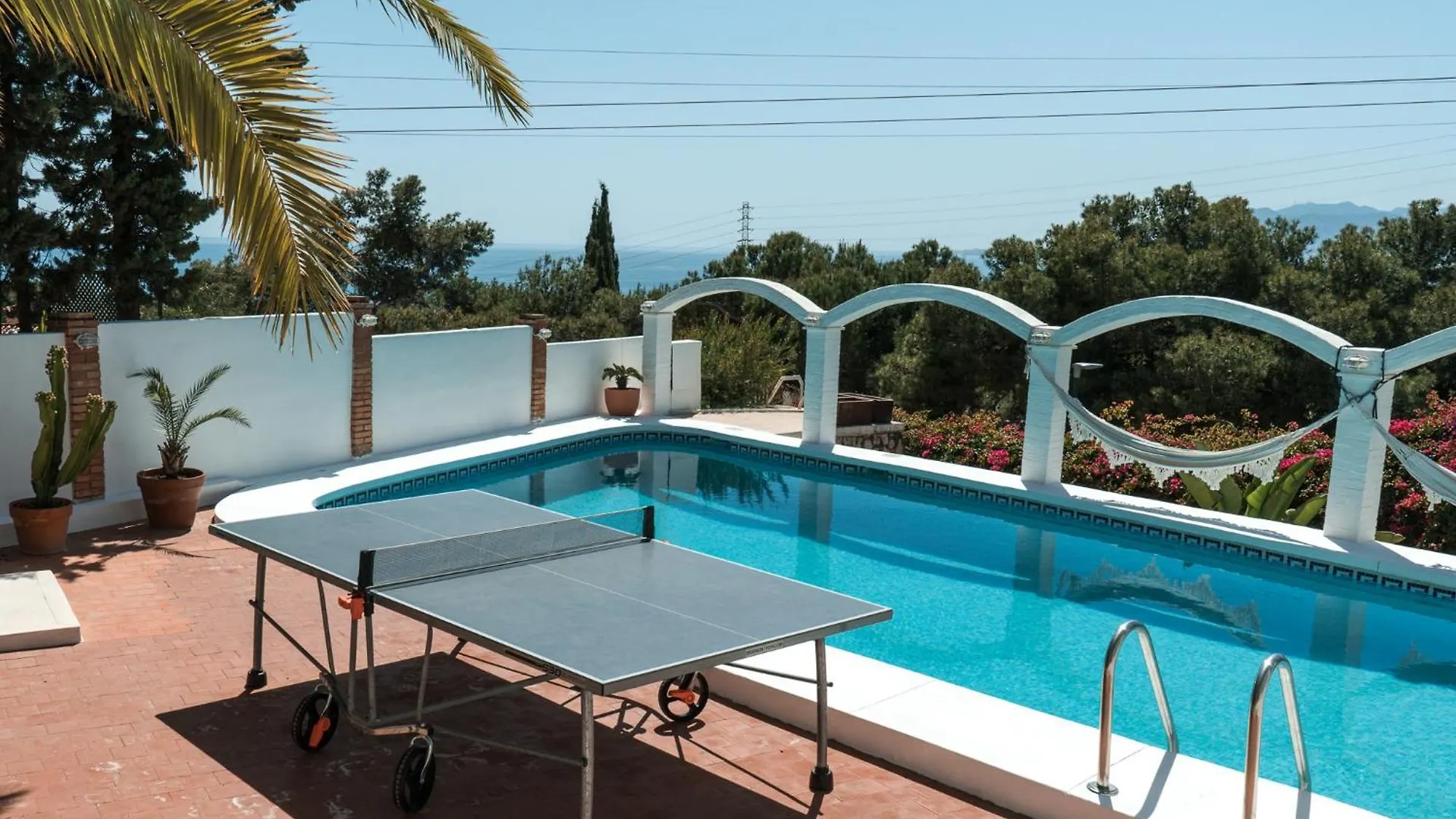 Villa Lina - Andalusian 3-Bedroom Villa With Pool & Ocean View Málaga
