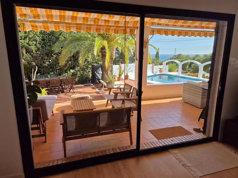 Villa Lina - Andalusian 3-Bedroom Villa With Pool & Ocean View Malaga