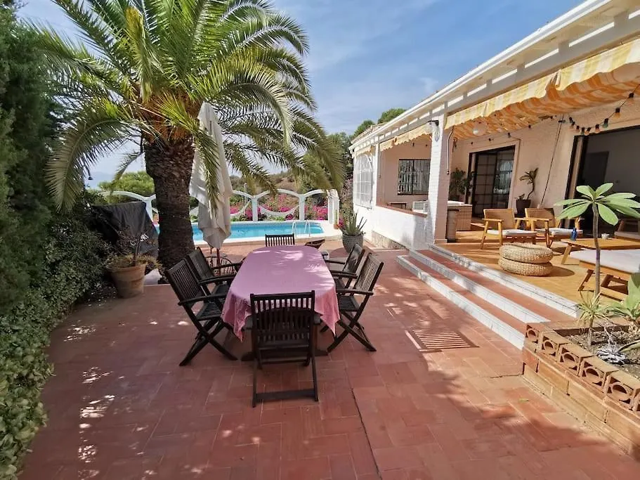 Villa Lina - Andalusian 3-Bedroom Villa With Pool & Ocean View Malaga