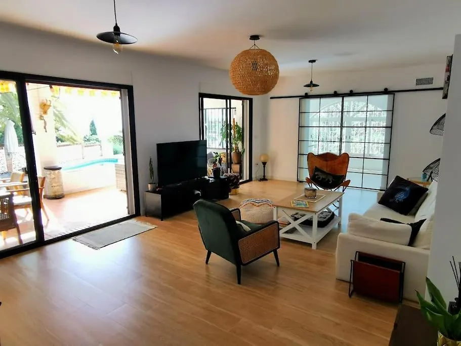 Villa Lina - Andalusian 3-Bedroom Villa With Pool & Ocean View Malaga